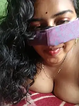 juhi06 Adlı Modelin Canlı XXX Sohbeti