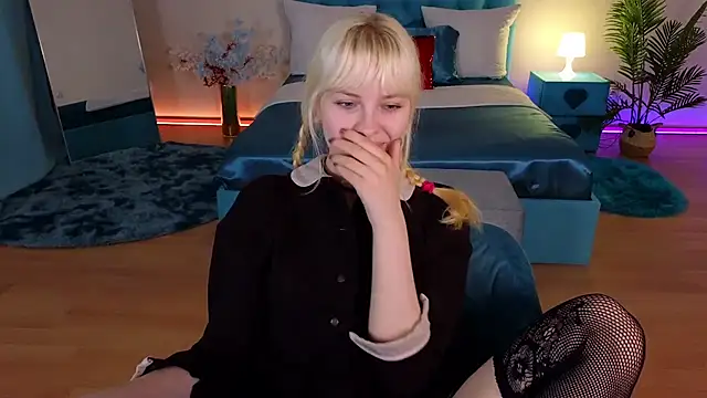 HannahHolliss Live XXX-Chat