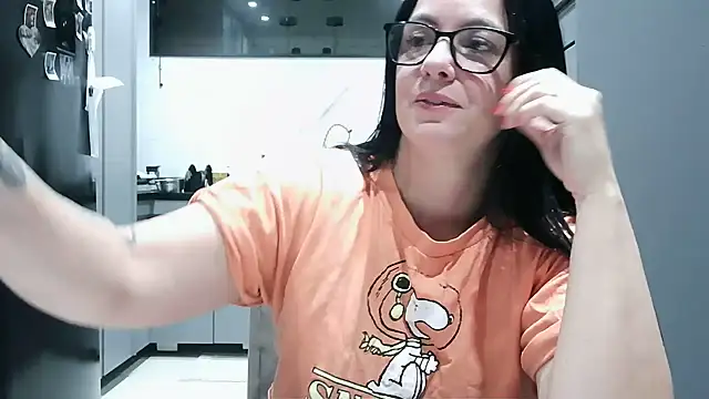 Laura_81 Live XXX-chat