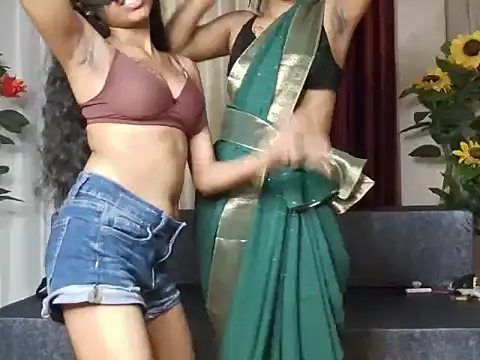 wild_saanvi's Live XXX Chat