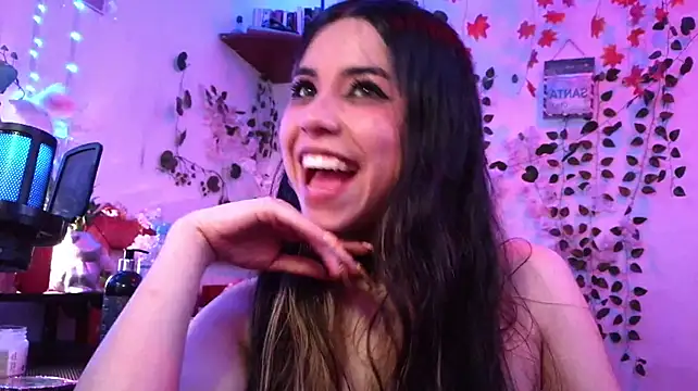 Kittyuwu_ XXX чат на живо