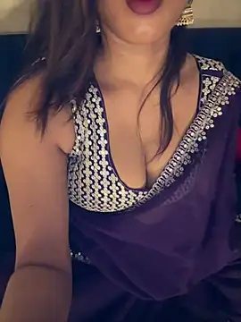 Chatroom XXX en direct de sexy-sukritii