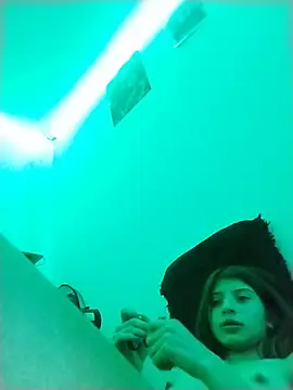 Chat XXX ao vivo de KratosAfroditacs