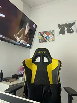 Вебкам-шоу 69morenitoxx
