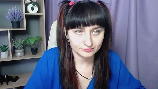 NinaFlawlees – Naživo XXX chat