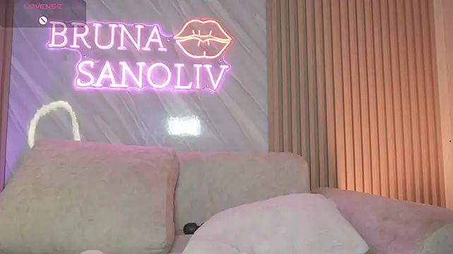 brunasanoliv's Live XXX Chat