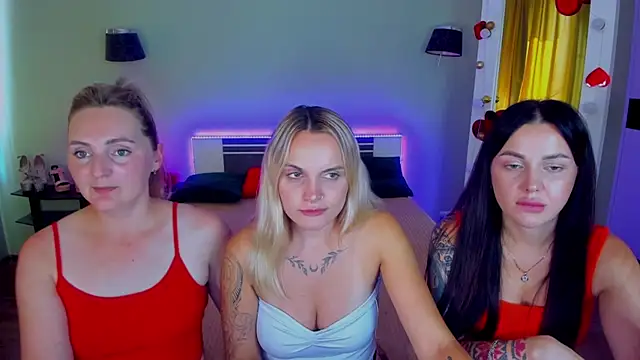 MagicEyess' Live XXX Chat