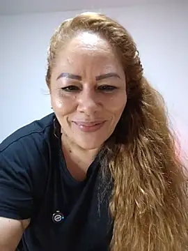 دردشة SluttyMilf79 الجنسية المباشرة