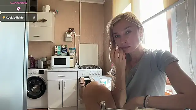 دردشة AngelJeni الجنسية المباشرة