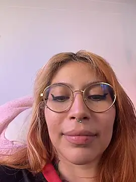 Chat XXX ao vivo de YunoRose_