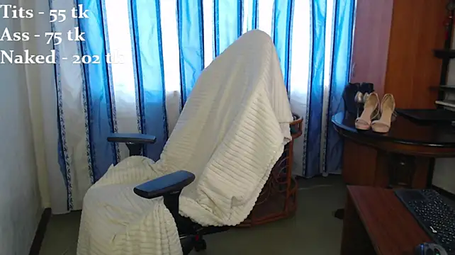 Chat XXX en directo de KellyNory