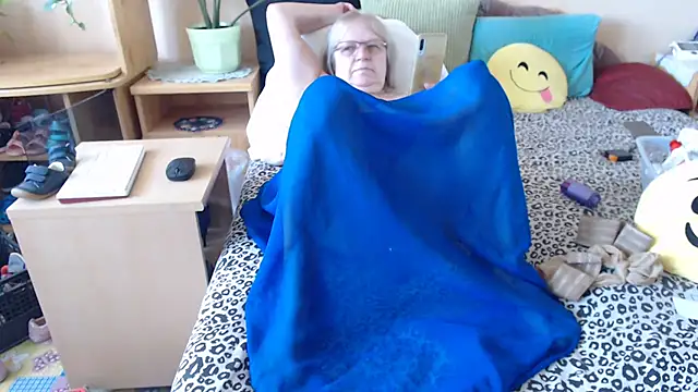 Dorina's Live XXX Chat