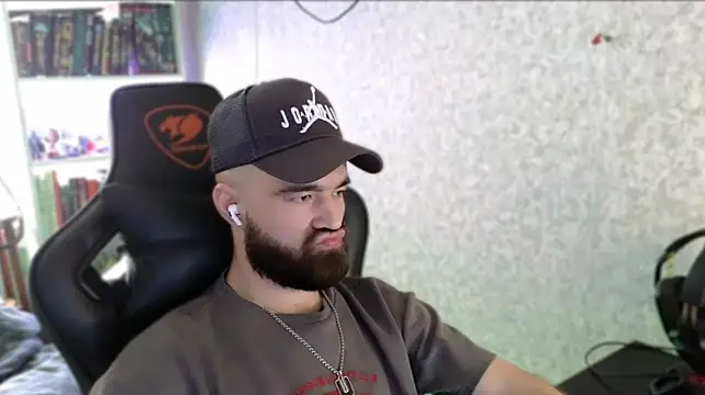 Chat XXX en directo de _Serious_Man