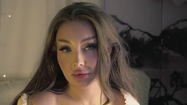 AnnyBangs – Live XXX-chat