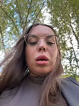 MeliMoon – Naživo XXX chat