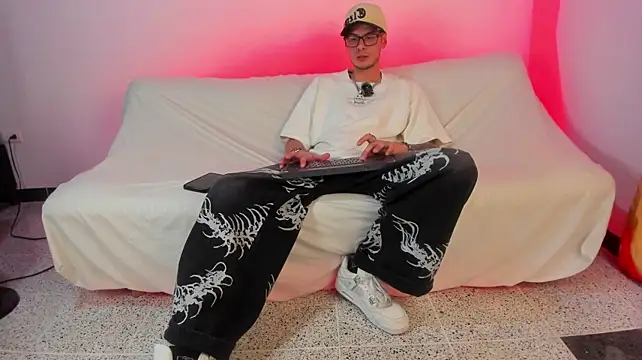 Czat XXX na żywo – Vlad__night