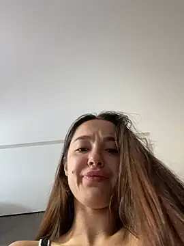 NotYourMiss XXX чат на живо