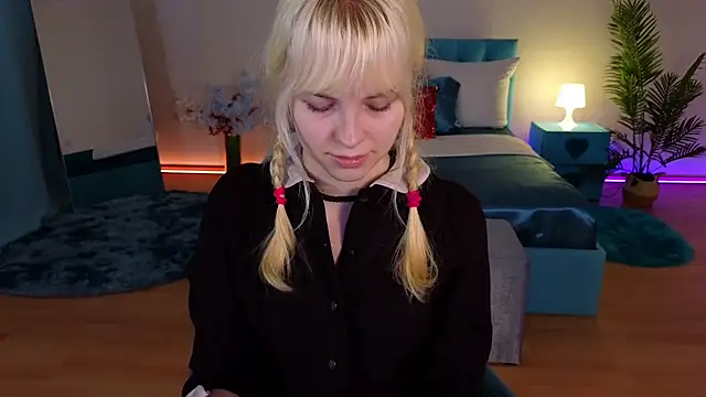 Czat XXX na żywo – HannahHolliss