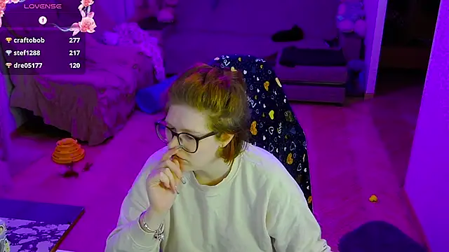 LesiaOxxi Chat XXX in diretta