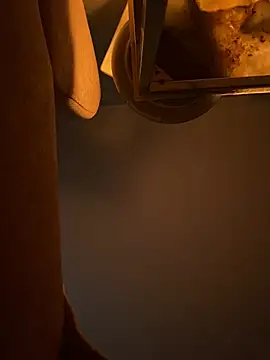 הופעת וובקאם של GLove187