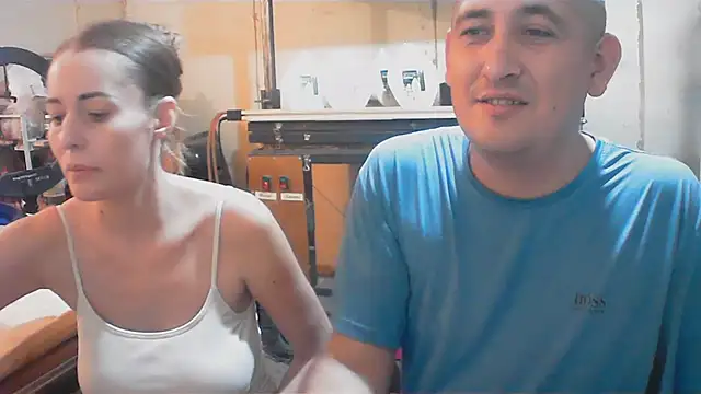 Show modela DenMaretxx na web-kameri