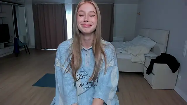 JunieAmert 现场XXX聊天