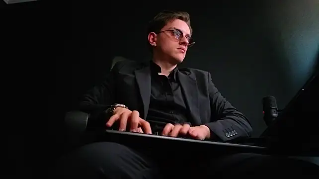 FelixStarkk's Live XXX Chat