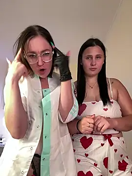 CherryBombs- – Naživo XXX chat