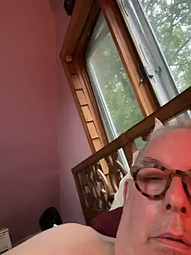 CharlieWeaver22 Live XXX-Chat