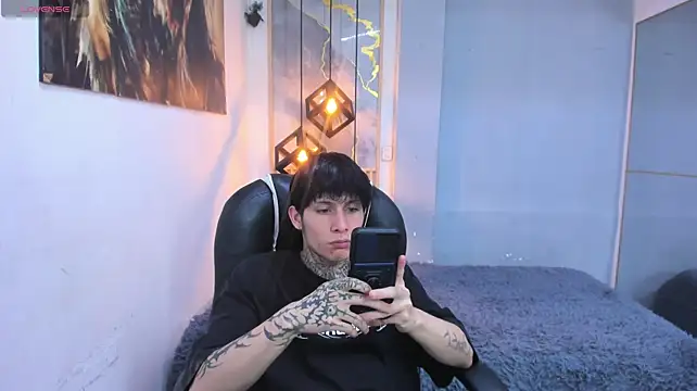 Chat XXX Live Cry_thereal