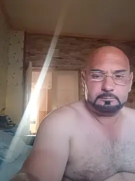 igor44oo élő XXX-chatje