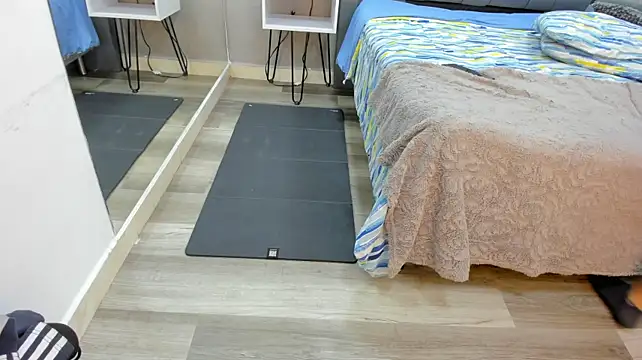Charlie___Musk 라이브 XXX 채팅