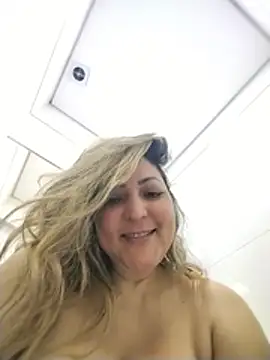 Lunita86's Live XXX Chat