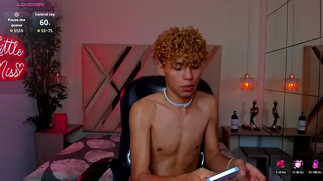 XXX chat uživo modela Anyelo_Twink