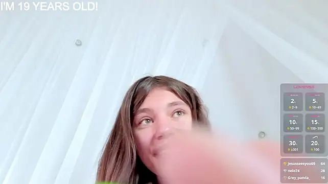 Онлайн чат XXX Little__Lunaa