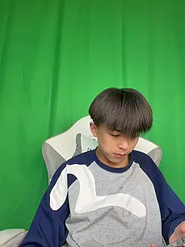 DD-101 Live XXX Chat