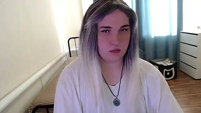 EvaMiron's Live XXX Chat