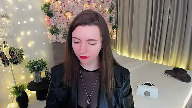 CoastOfHope's Live XXX Chat