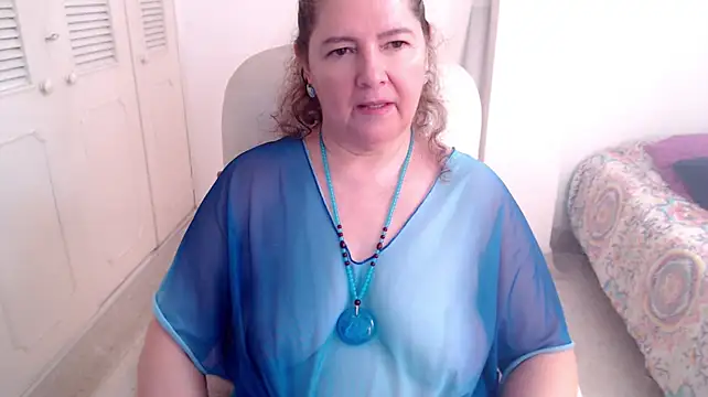 leonela_69's Live XXX Chat