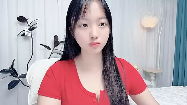 Winnie666999 Adlı Modelin Canlı XXX Sohbeti