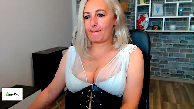 angel_devil_milf: απευθείας συνομιλία ΧΧΧ