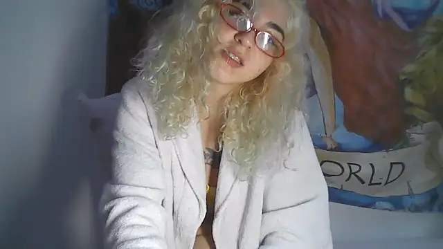Chat +18 de Apofenia ao vivo