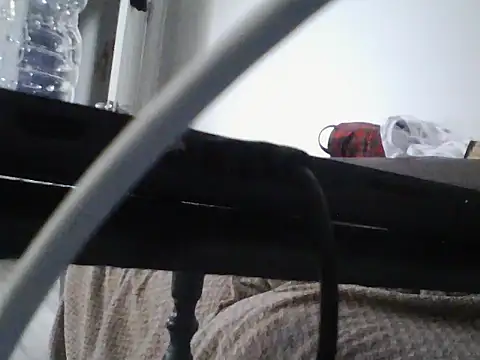 lickthehottie webcam show