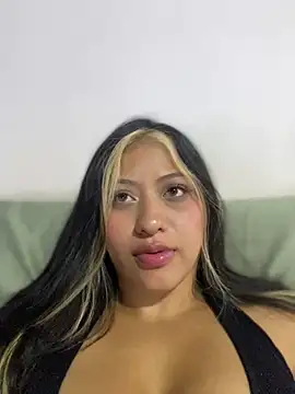 Estefanii-'s Live XXX Chat