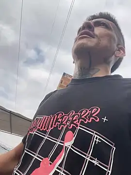 Dante_CruzJS – Naživo XXX chat
