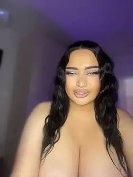 EmiliaPetrova 现场XXX聊天