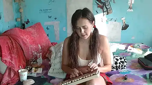 brighteyes77: онлайн-секс-чат