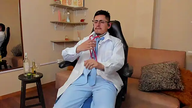 Онлайн чат XXX kevin_23_
