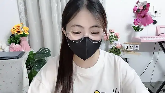 MIJ-Uwuu 라이브 XXX 채팅