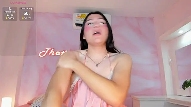 Rubii_CuteeのライブXXXチャット